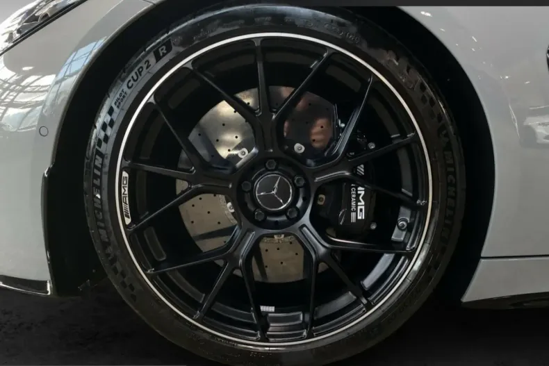 Mercedes-Benz AMG GT (Clasa GT) din 2025 cu 3.080 km - oferta MER200101 - foto 15