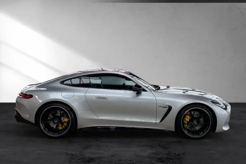 Mercedes-Benz AMG GT (Clasa GT) din 2023 cu 5.130 km - oferta MER200102 - foto 5