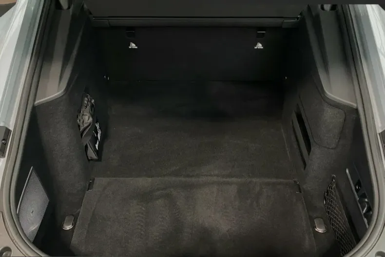 Mercedes-Benz AMG GT (Clasa GT) din 2023 cu 5.130 km - oferta MER200102 - foto 10