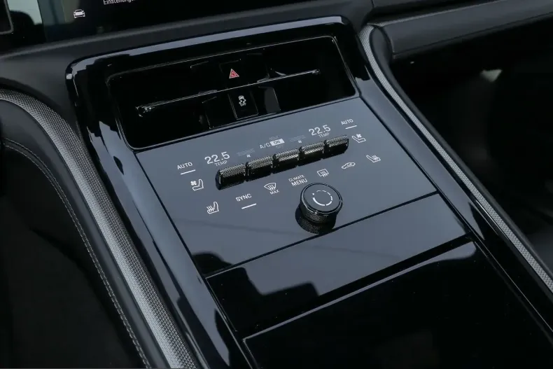 Porsche Panamera din 2024 cu 39.600 km - oferta POR200104 - foto 21