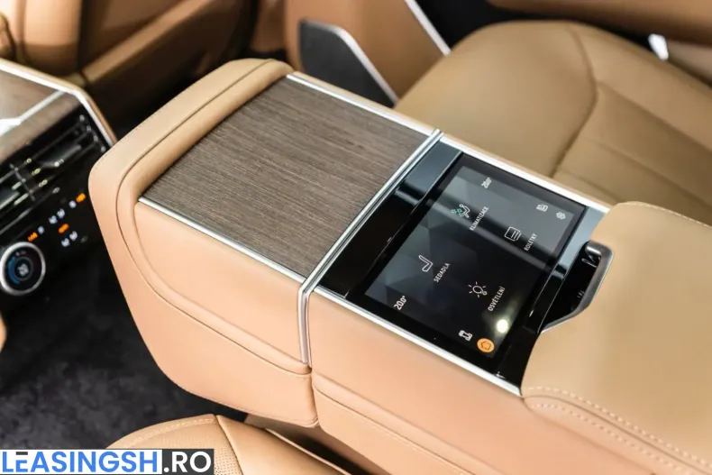 Land Rover Range Rover din 2024 cu 29.990 km - oferta LAN200107 - foto 31