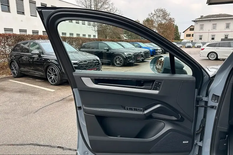 Porsche Cayenne din 2025 cu 29.990 km - oferta POR200109 - foto 30