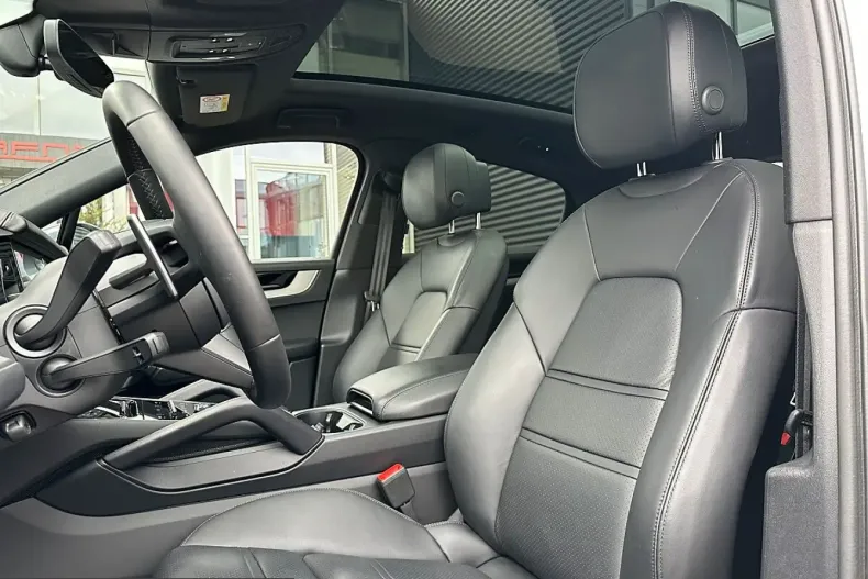 Porsche Cayenne din 2025 cu 29.990 km - oferta POR200109 - foto 33