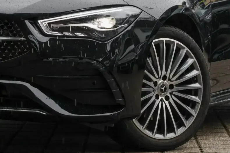 Mercedes-Benz CLA 250 (Clasa CLA) din 2025 cu 4.038 km - oferta MER200110 - foto 3