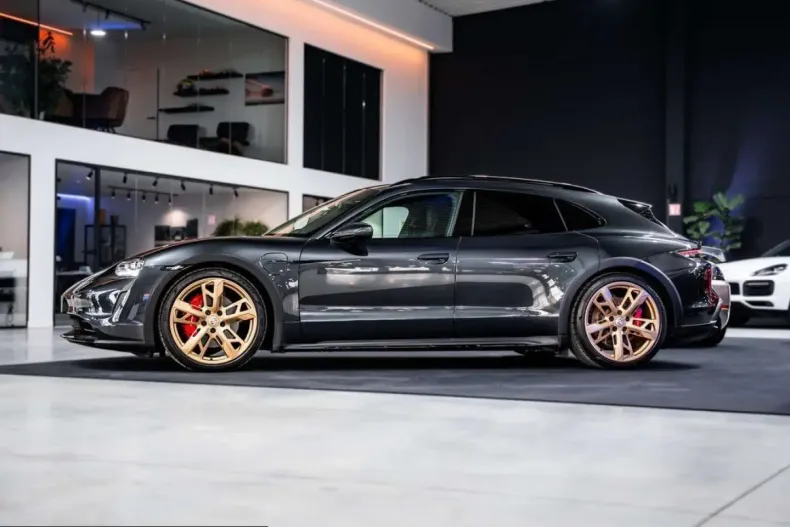 Porsche Taycan din 2022 cu 65.251 km - oferta POR200111 - foto 2