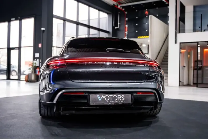 Porsche Taycan din 2022 cu 65.251 km - oferta POR200111 - foto 4