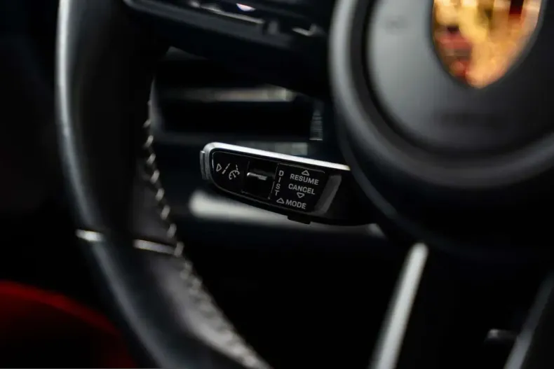 Porsche Taycan din 2022 cu 65.251 km - oferta POR200111 - foto 11