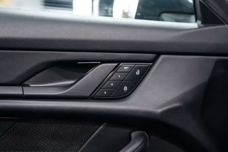 Porsche Taycan din 2022 cu 65.251 km - oferta POR200111 - foto 15