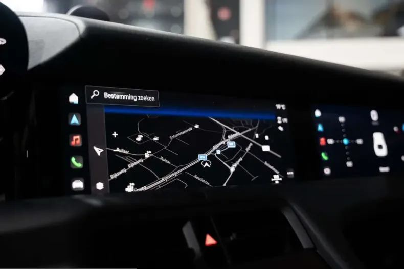 Porsche Taycan din 2022 cu 65.251 km - oferta POR200111 - foto 25