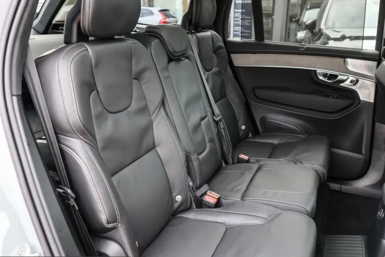 Volvo XC90 din 2025 cu 6.200 km - oferta VOL200117 - foto 5