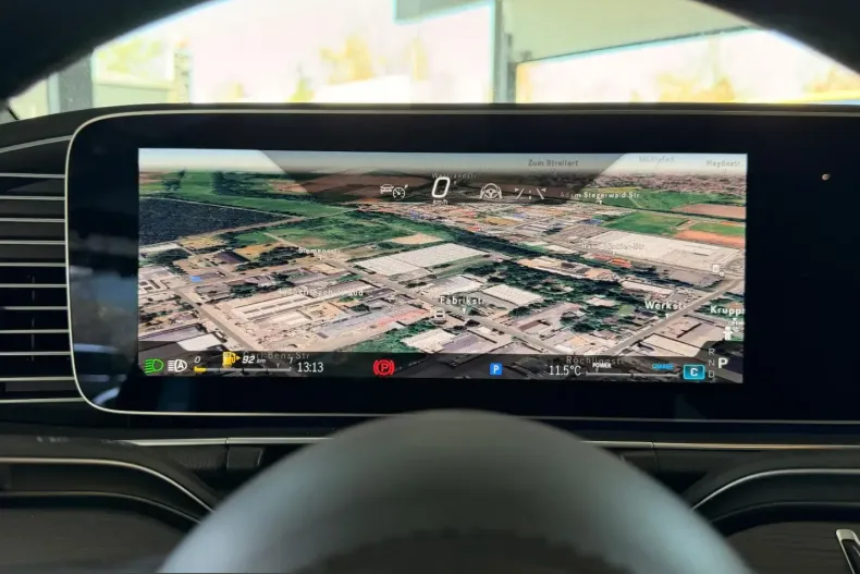 Mercedes-Benz GLE 450 (Clasa GLE) din 2023 cu 43.400 km - oferta MER200118 - foto 19