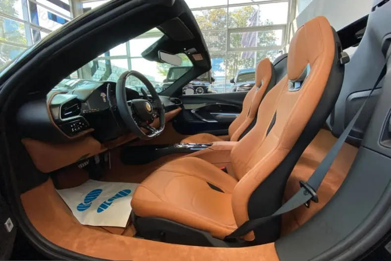 Ferrari 296 GTS din 2024 cu 9.500 km - oferta FER200122 - foto 11