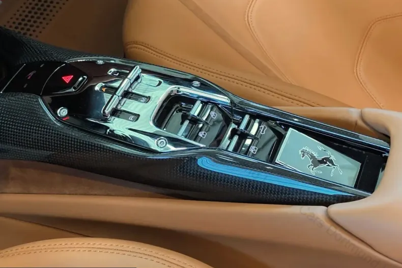 Ferrari 296 GTS din 2024 cu 9.500 km - oferta FER200122 - foto 16