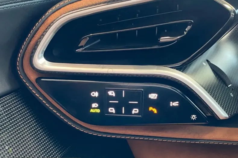 Ferrari 296 GTS din 2024 cu 9.500 km - oferta FER200122 - foto 22