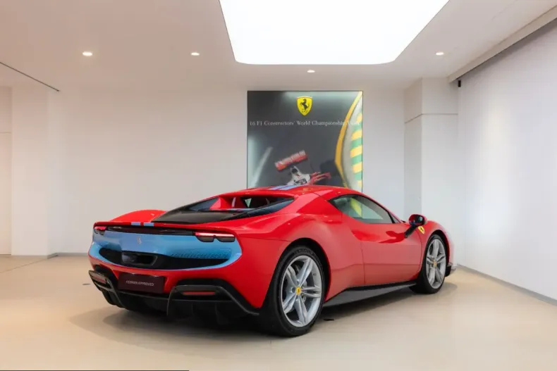 Ferrari 296 GTS din 2022 cu 18.810 km - oferta FER200124 - foto 6