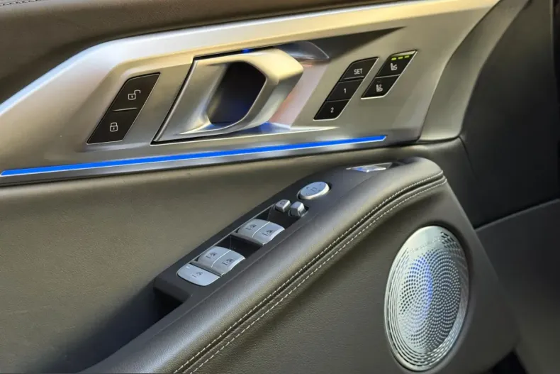 BMW XM (Seria X) din 2023 cu 30.000 km - oferta BMW200125 - foto 19