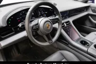 Porsche Taycan din 2023 cu 40.456 km - oferta POR200128 - foto 4