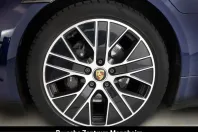 Porsche Taycan din 2023 cu 40.456 km - oferta POR200128 - foto 8