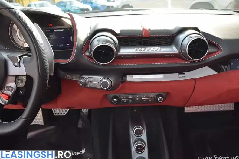 Ferrari 812 din 2022 cu 7.500 km - oferta FER200129 - foto 9