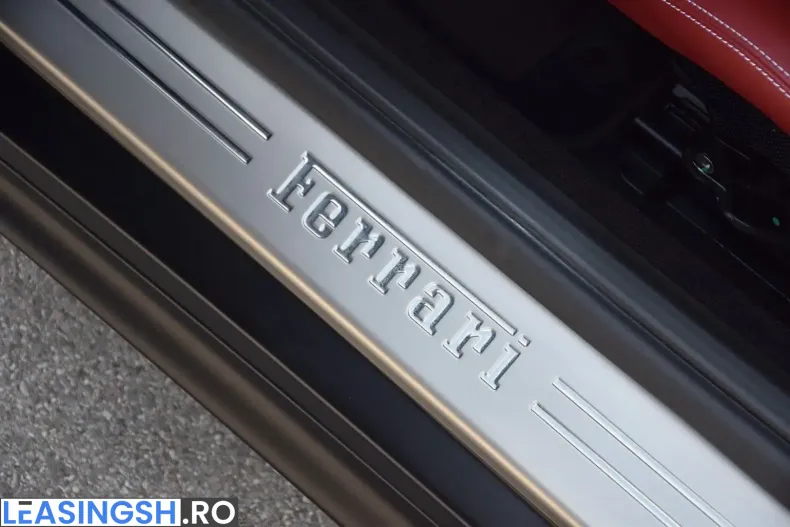 Ferrari 812 din 2022 cu 7.500 km - oferta FER200129 - foto 12