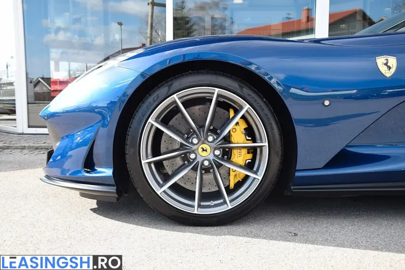 Ferrari 812 din 2022 cu 7.500 km - oferta FER200129 - foto 14