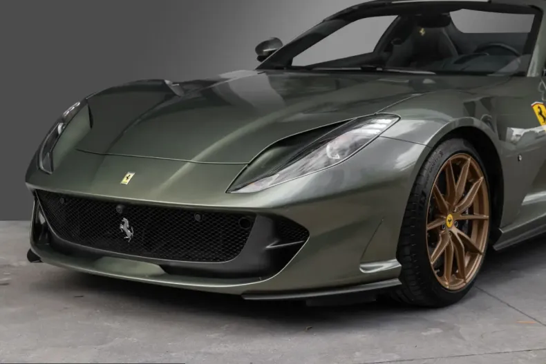 Ferrari 812 din 2023 cu 2.780 km - oferta FER200130 - foto 8