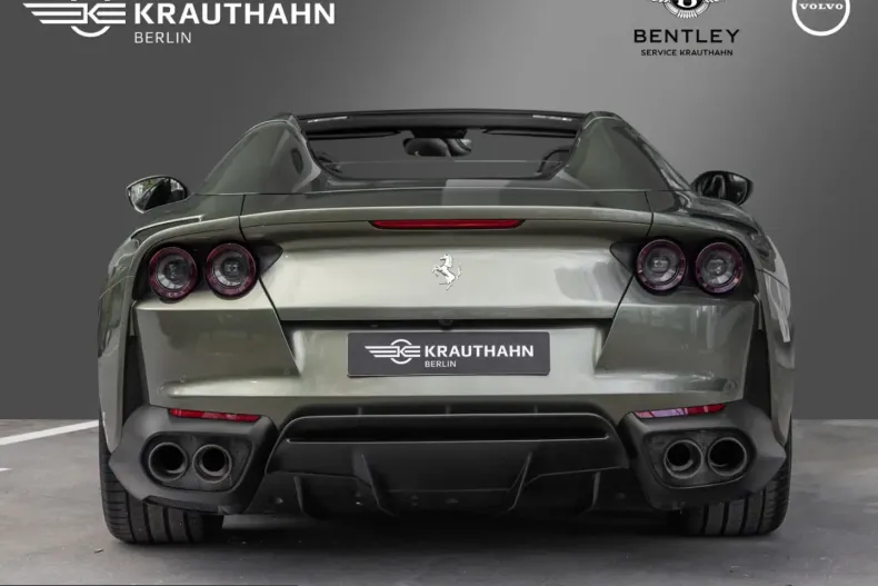 Ferrari 812 din 2023 cu 2.780 km - oferta FER200130 - foto 10