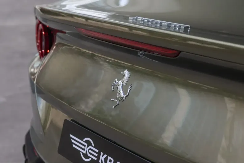 Ferrari 812 din 2023 cu 2.780 km - oferta FER200130 - foto 14