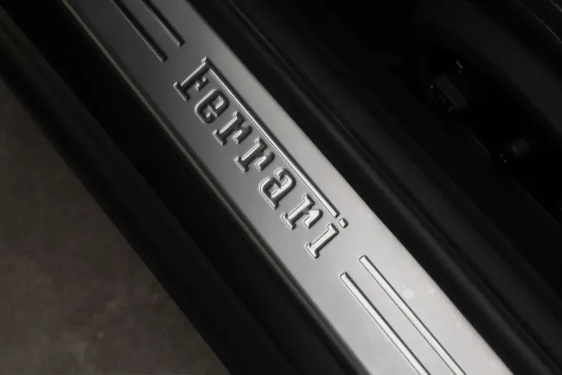 Ferrari 812 din 2023 cu 2.780 km - oferta FER200130 - foto 22