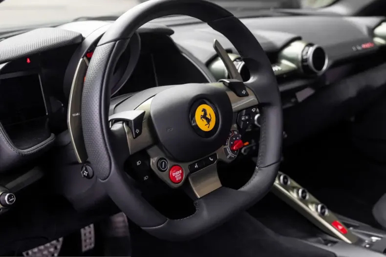 Ferrari 812 din 2023 cu 2.780 km - oferta FER200130 - foto 24