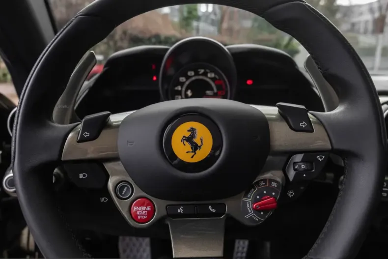 Ferrari 812 din 2023 cu 2.780 km - oferta FER200130 - foto 28