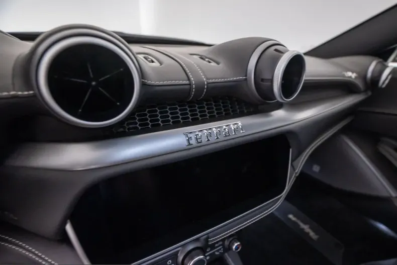 Ferrari Portofino din 2022 cu 38.900 km - oferta FER200132 - foto 29