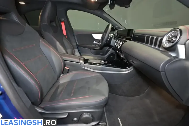 Mercedes-Benz CLA 35 AMG (Clasa CLA) din 2024 cu 4.650 km - oferta MER200134 - foto 18