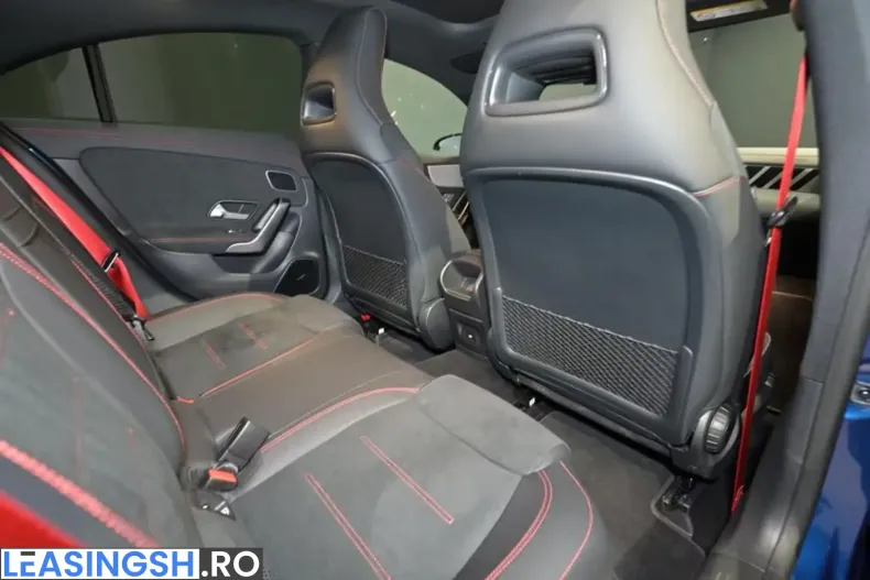 Mercedes-Benz CLA 35 AMG (Clasa CLA) din 2024 cu 4.650 km - oferta MER200134 - foto 20