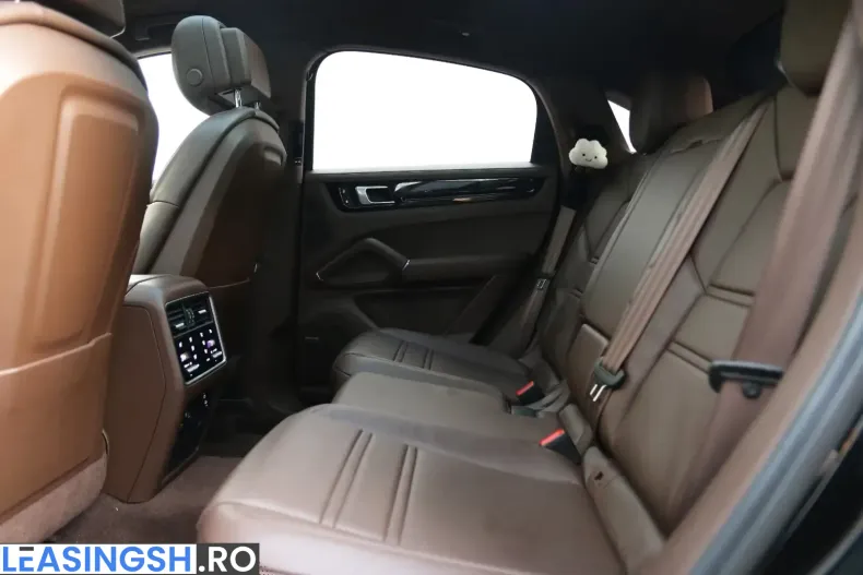 Porsche Cayenne din 2023 cu 69.800 km - oferta POR200135 - foto 10