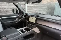 Land Rover Defender din 2025 cu 8.500 km - oferta LAN200137 - foto 12