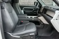 Land Rover Defender din 2025 cu 8.500 km - oferta LAN200137 - foto 16