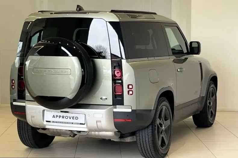 Land Rover Defender din 2023 cu 42.726 km - oferta LAN200138 - foto 2