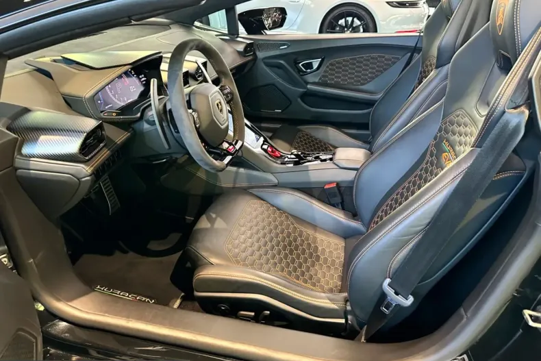 Lamborghini Huracán din 2023 cu 11.579 km - oferta LAM200142 - foto 2