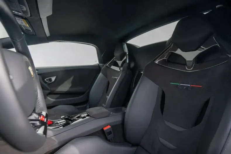 Lamborghini Huracán din 2024 cu 5.600 km - oferta LAM200143 - foto 21