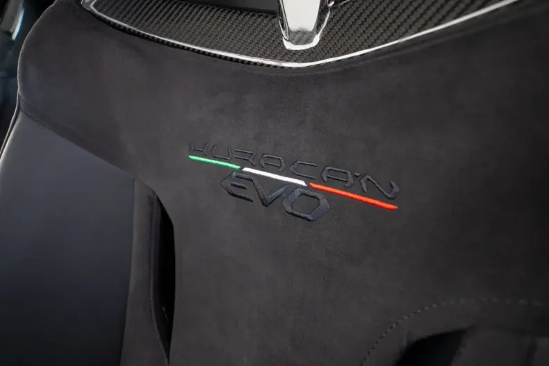 Lamborghini Huracán din 2024 cu 5.600 km - oferta LAM200143 - foto 22