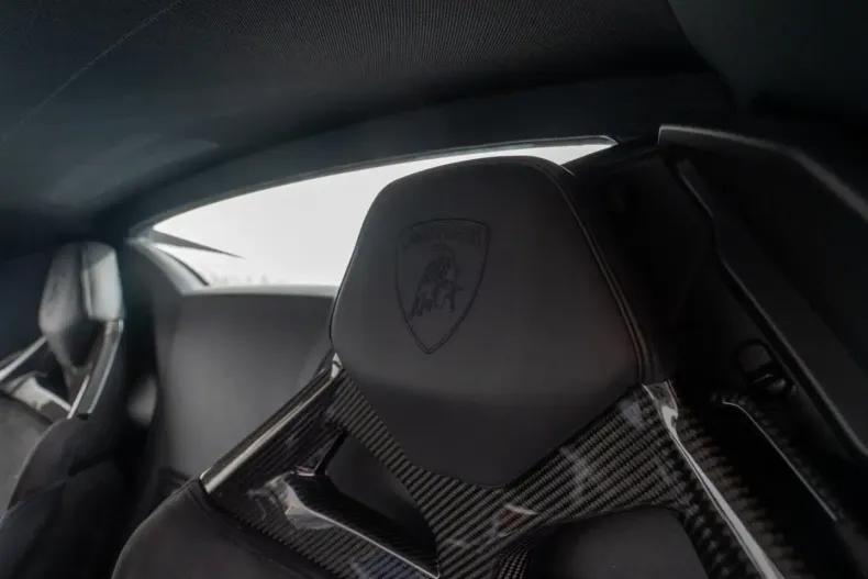 Lamborghini Huracán din 2024 cu 5.600 km - oferta LAM200143 - foto 23