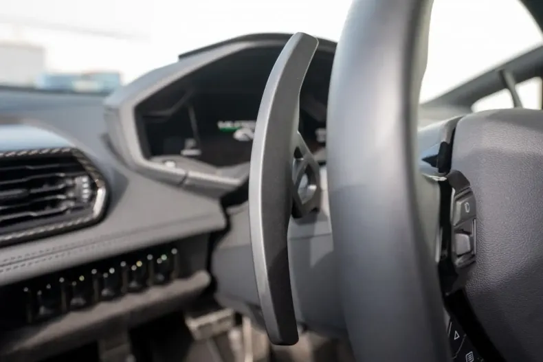 Lamborghini Huracán din 2024 cu 5.600 km - oferta LAM200143 - foto 29