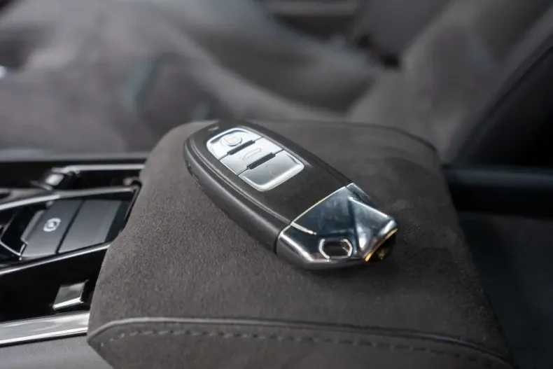 Lamborghini Huracán din 2024 cu 5.600 km - oferta LAM200143 - foto 43