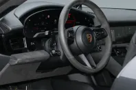 Porsche Taycan din 2023 cu 32.600 km - oferta POR200145 - foto 21