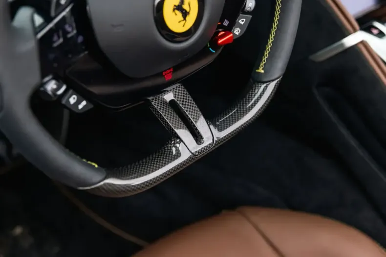 Ferrari Roma din 2024 cu 1.500 km - oferta FER200148 - foto 8