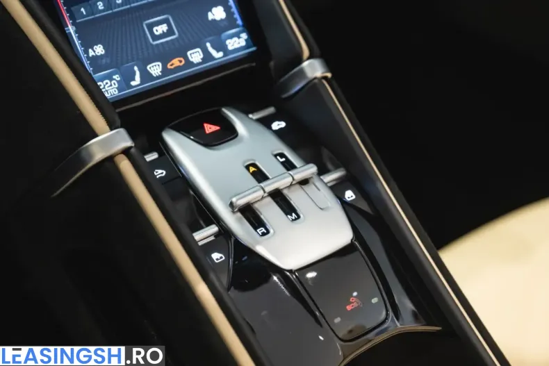 Ferrari Roma din 2025 cu 2.900 km - oferta FER200152 - foto 15