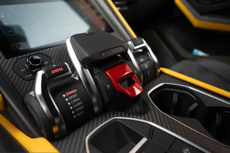 Lamborghini Urus din 2022 cu 18.400 km - oferta LAM200166 - foto 26