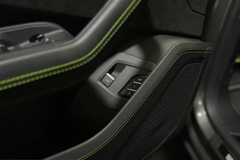 Lamborghini Urus din 2023 cu 90.430 km - oferta LAM200170 - foto 21