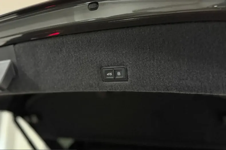 Lamborghini Urus din 2023 cu 90.430 km - oferta LAM200170 - foto 30